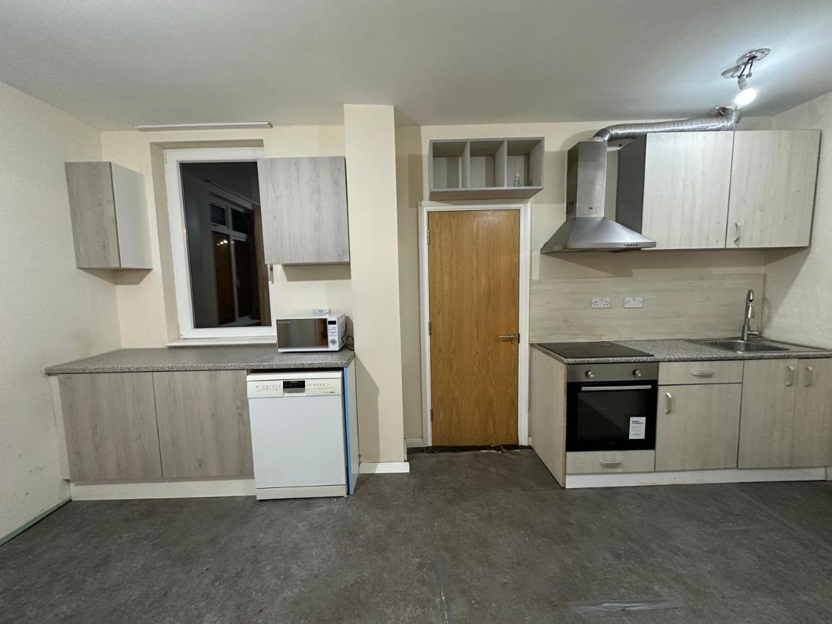 North London A Spacious 7 Bedroom House Accommodating Up To 18 People Complete With Own Gym And Table Tennis Exteriér fotografie
