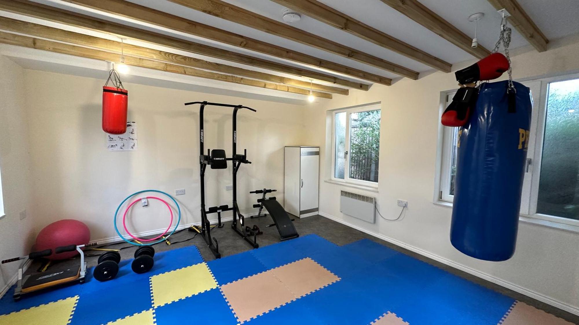 North London A Spacious 7 Bedroom House Accommodating Up To 18 People Complete With Own Gym And Table Tennis Exteriér fotografie