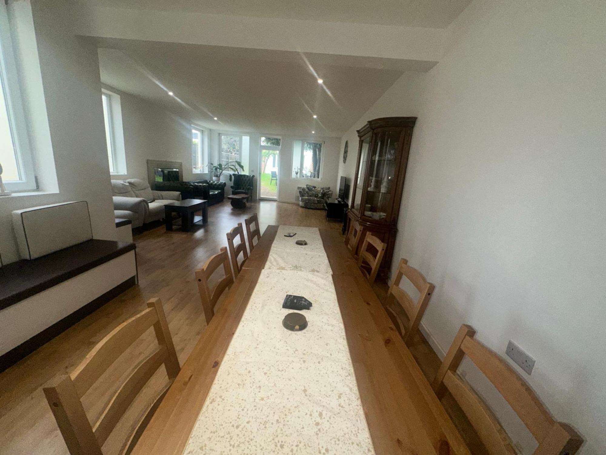 North London A Spacious 7 Bedroom House Accommodating Up To 18 People Complete With Own Gym And Table Tennis Exteriér fotografie