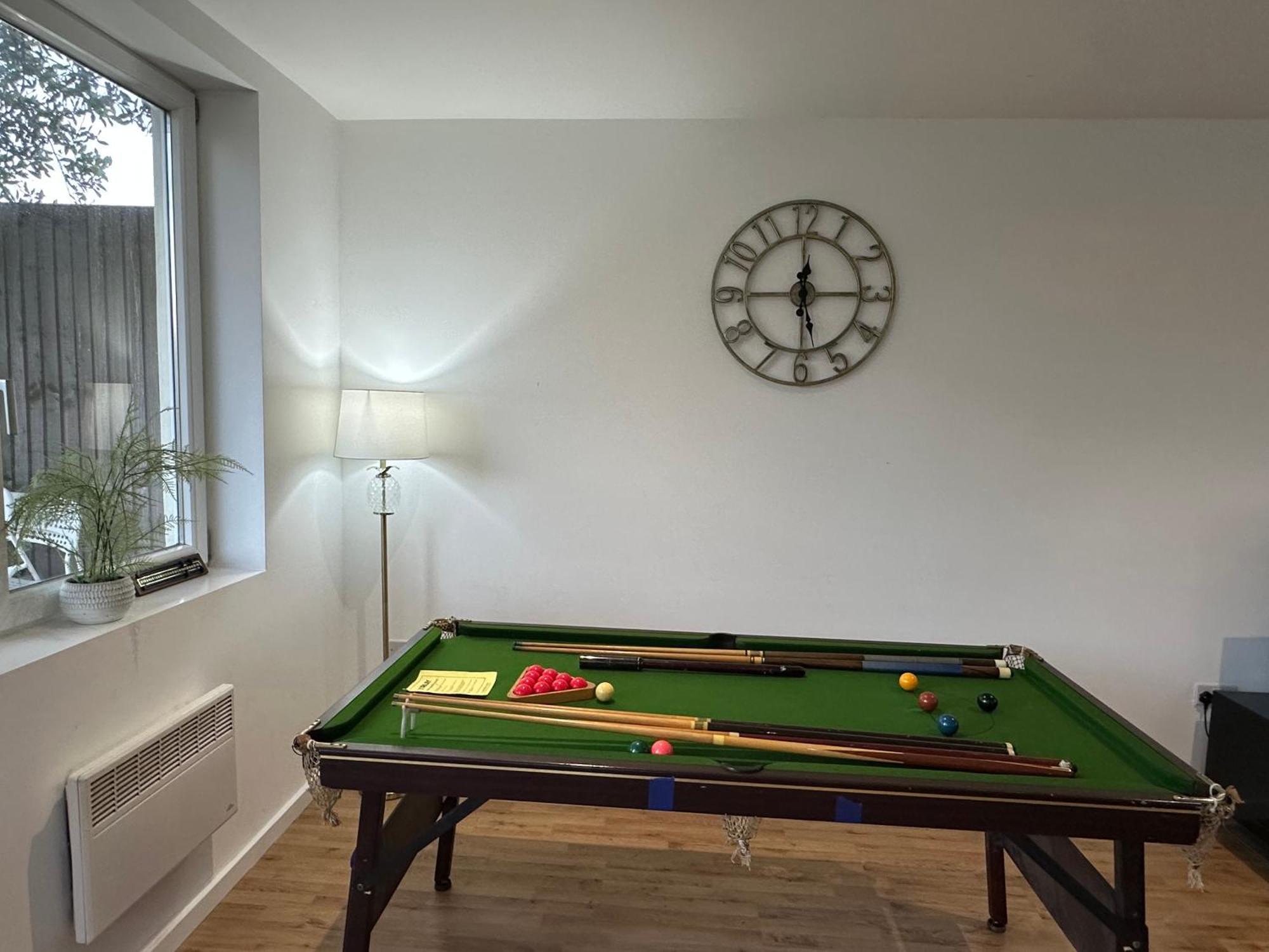 North London A Spacious 7 Bedroom House Accommodating Up To 18 People Complete With Own Gym And Table Tennis Exteriér fotografie